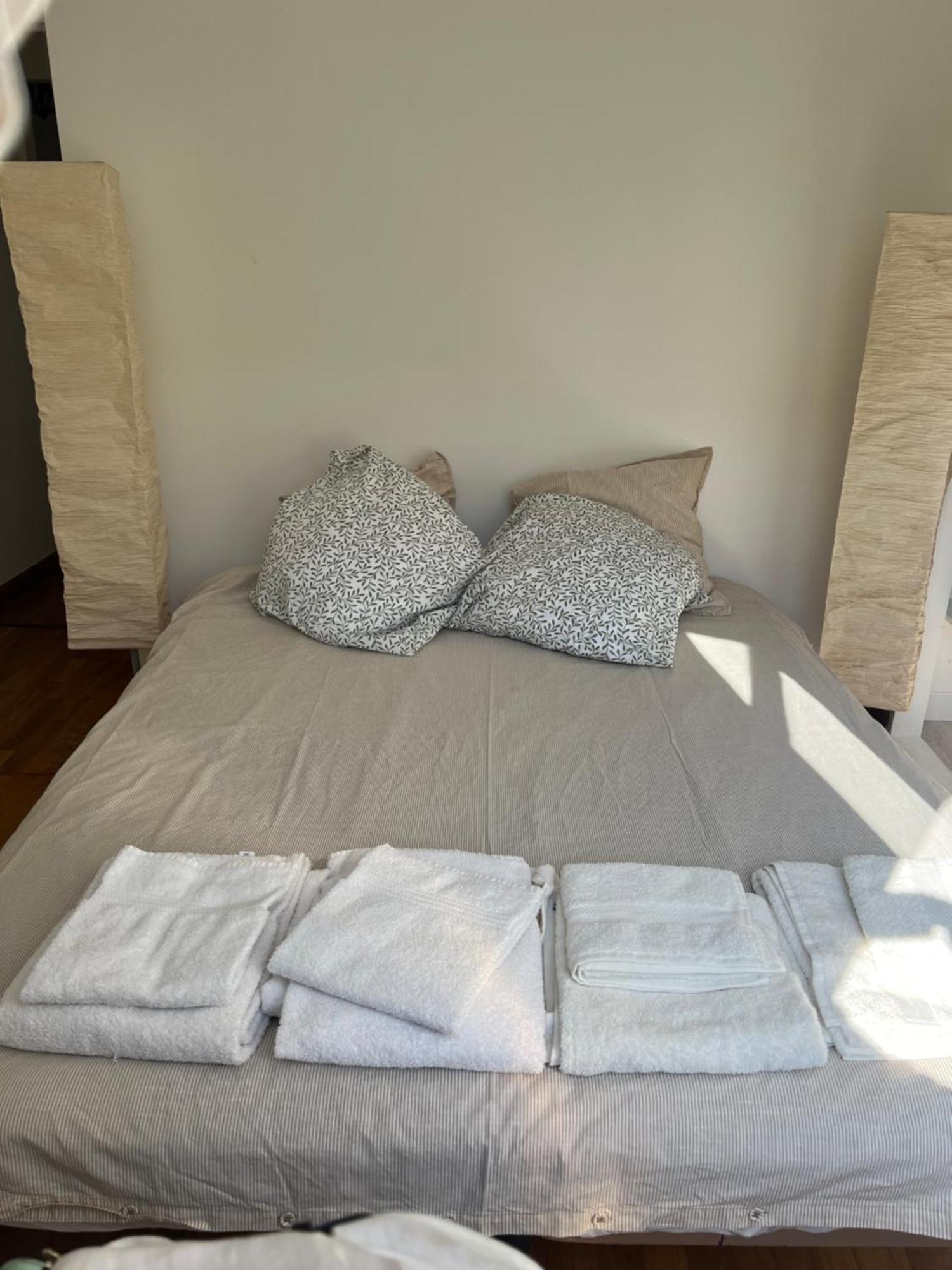 Standing Avec Jardin, 4 Personnes, Strategiquement Situe Apartment Mantes-la-Jolie